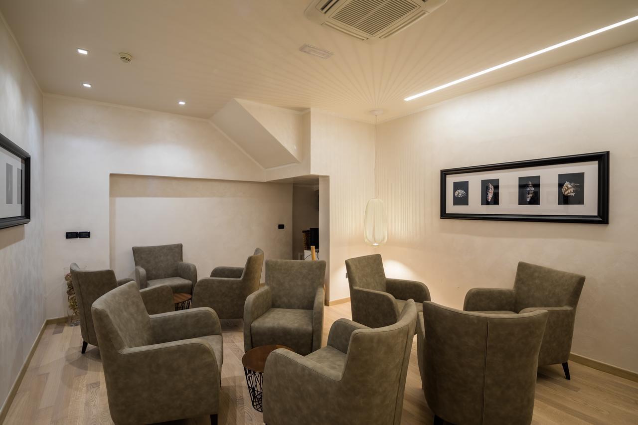 Hotel Luna 3*