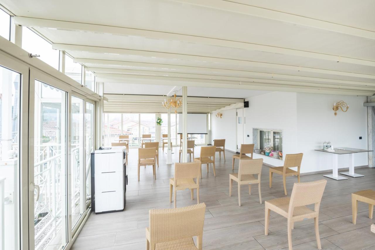 Luna Hotel 3*