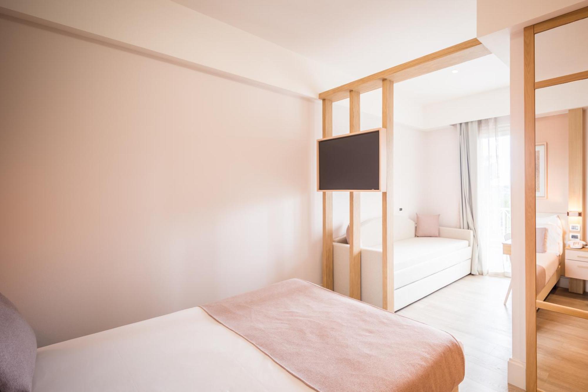 Hotel Luna 3*
